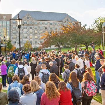 Jews and Catholics at memorial service