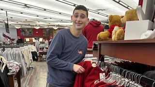 client worknig at bookstore