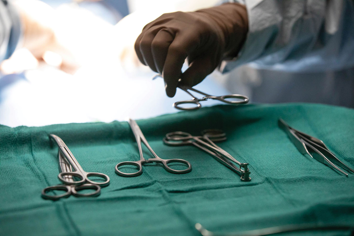 Operating room table with instruments