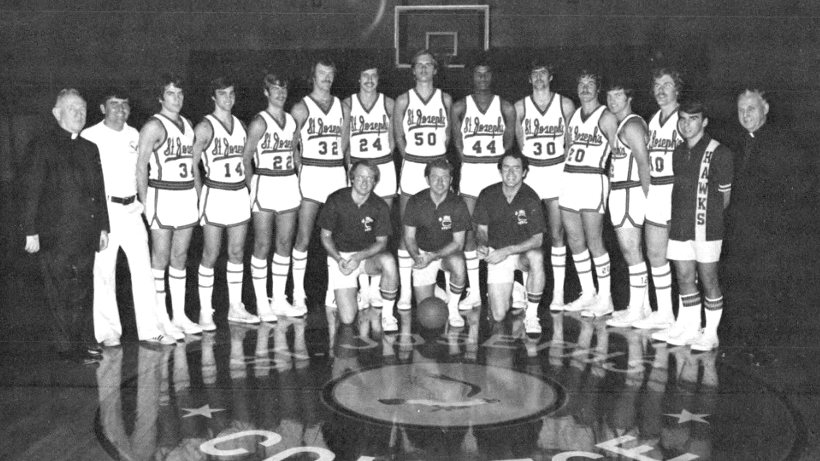 Black and white photo of Saint Joseph's men's basketball team