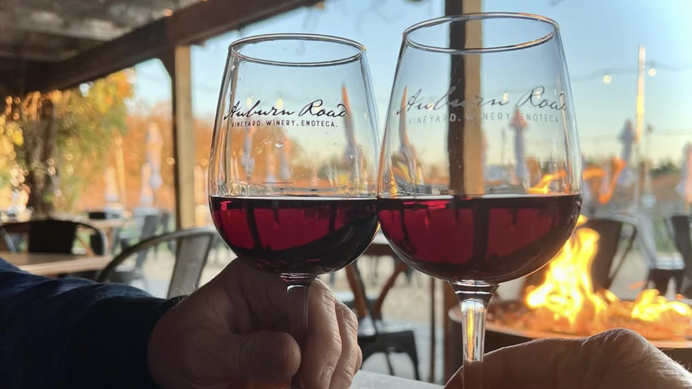 two glasses of wine 