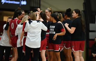 SJUWomensBasketball_2400x1534.jpg