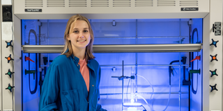 2021 McNulty Summer Scholar in the lab