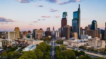Ben Franklin parkway and Philadelphia skyline