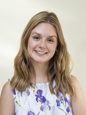 Mihaela Costin '23