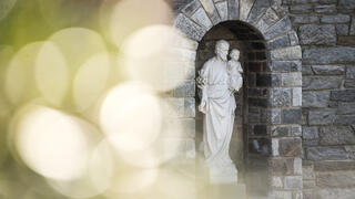 A statue in the chapel grotto 
