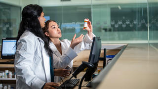 pharmd-students-sju-1600x900.jpg