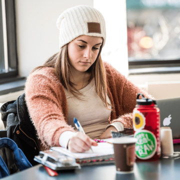 Undegraduate student studies for classes