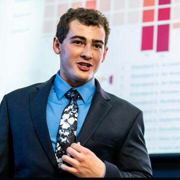 Haub student presenting to classroom