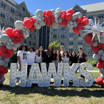 peer mentors smiling for photo