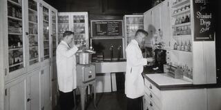 B&W image of 1928 pharmacy