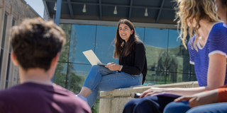 students-beach-library-advising.png