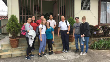 saint joseph's university students during the costa rica study tour