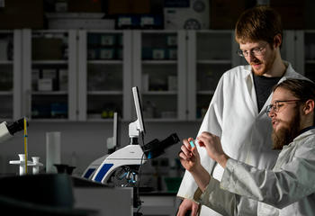 sju-2022-magazine-power-partnership-research-3200x1600.jpg