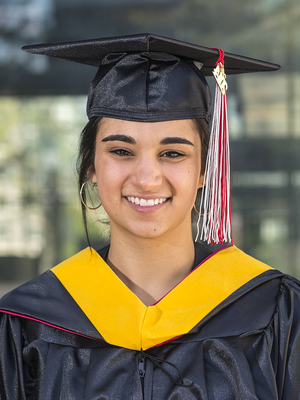 Victoria Angelucci '14