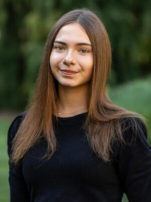 McNulty Scholar_Dana Nathanson_Class of 2030_1500x2250