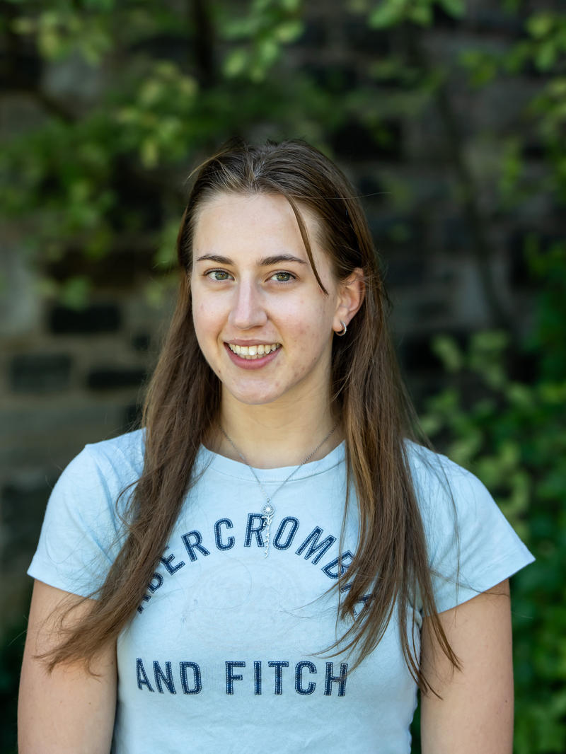 Perillo-Sophia-24-McNulty Scholar-1600x2175