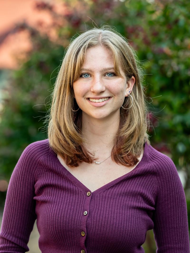 Inda_Bard Hennessy_28_photo_1600 x 2400