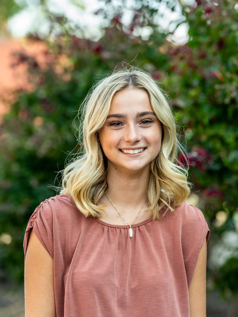 Kiley_Toth_28_photo_1600 x 2400