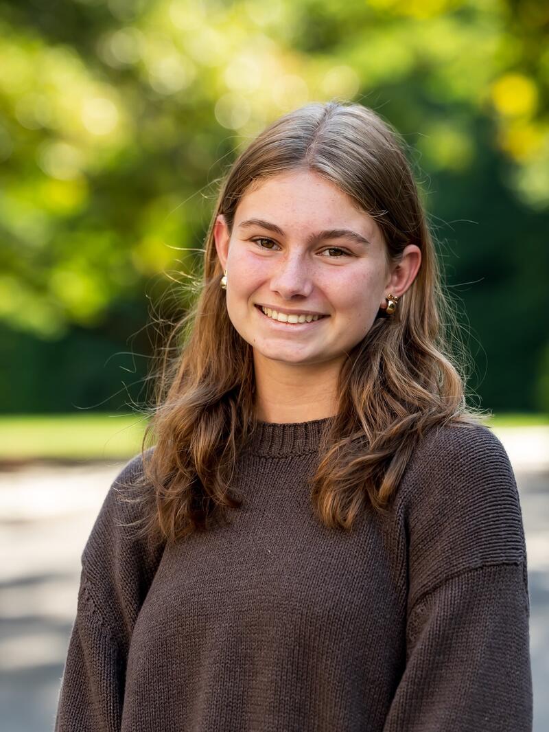 Portrait of McNulty Scholar_Claire Jalboot_Class of 2029_1600 x 2400 image