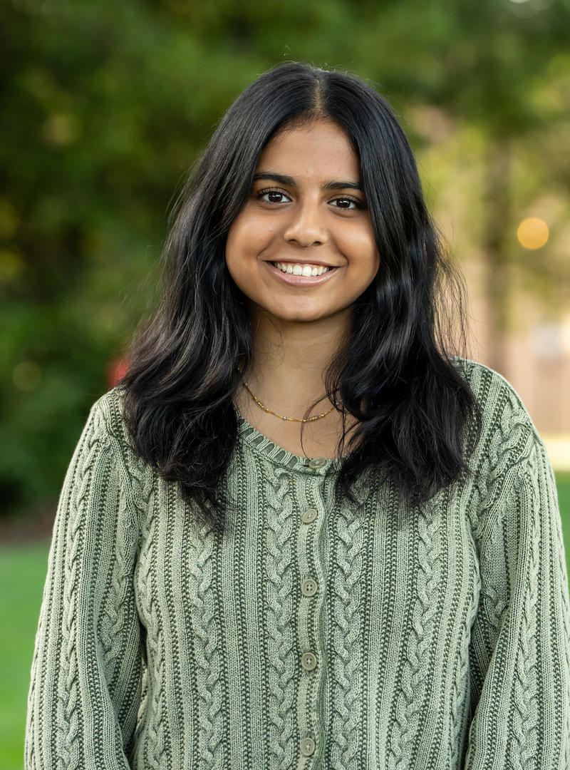 Dhinesh-Jijee-27-McNulty Scholar-1600x2175