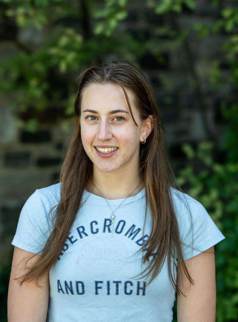 Perillo-Sophia-24-McNulty Scholar-1600x2175