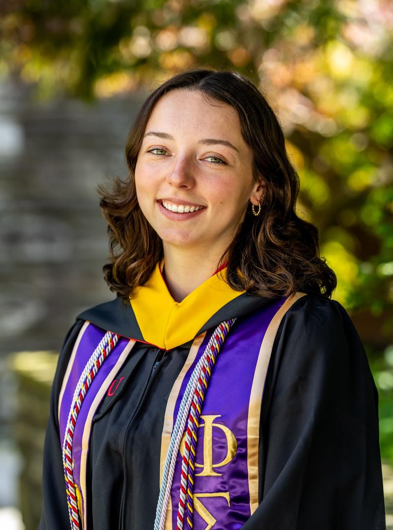 Alex_Colman_24_graduation photo_1600 x 2400