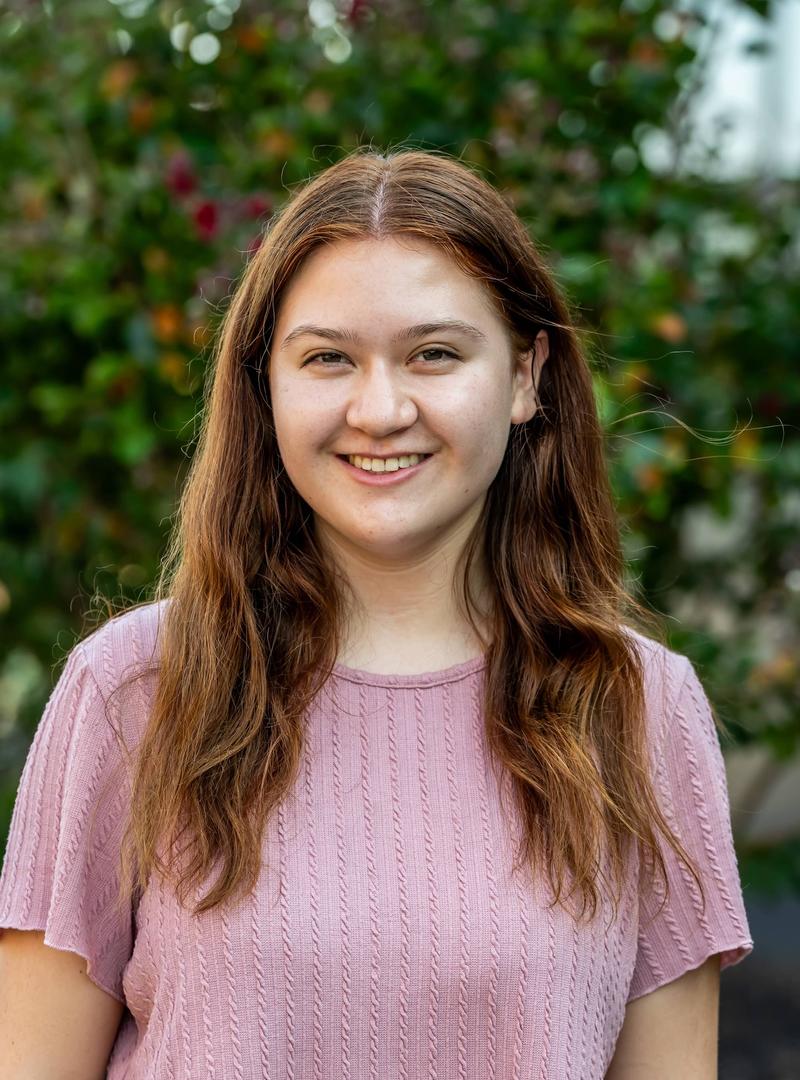 Farrah_Ponnwitz_27_photo_1600 x 2400