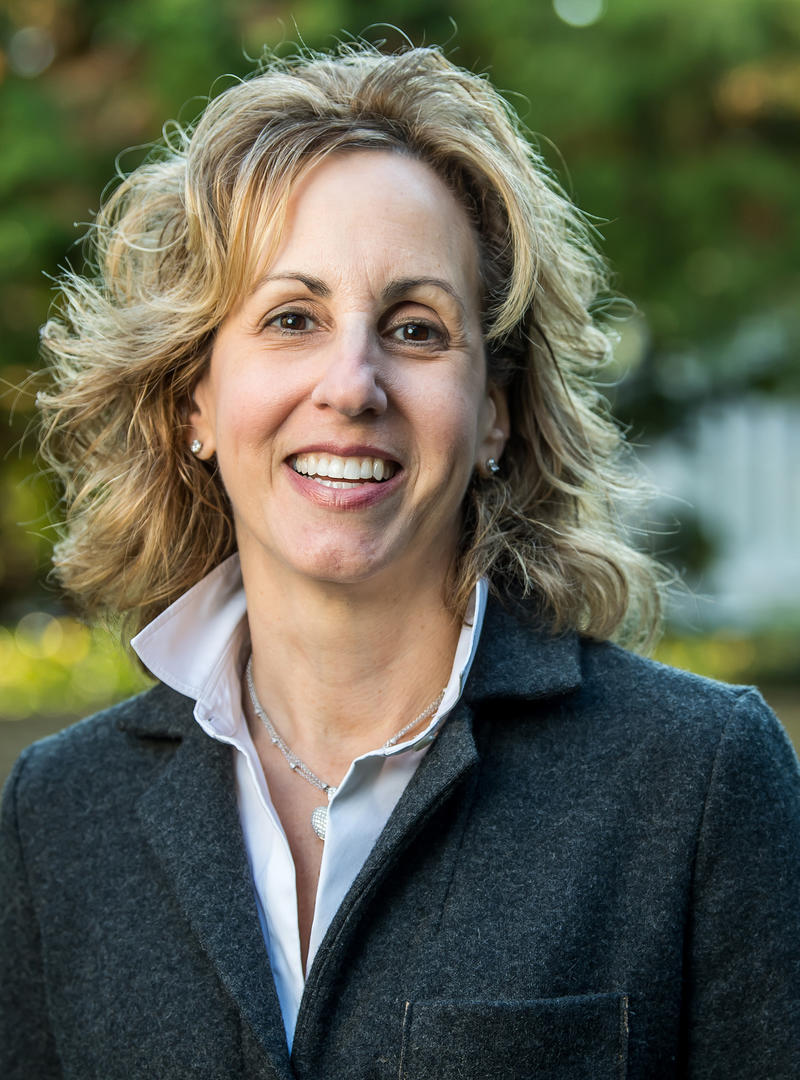 Lucia Paccione, MBA