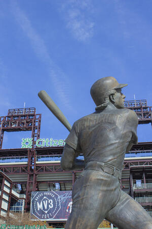 photograph of status of Mike Schmidt outside of Citizens Bank Park