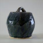 ceramic vessel with lid